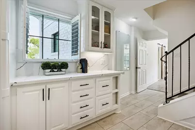 7910 Del Monte Drive, Houston, TX 77063 - Photo 17