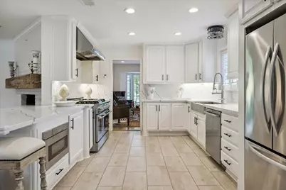 7910 Del Monte Drive, Houston, TX 77063 - Photo 7