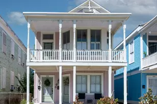 1606 Avenue L, Galveston, TX 77550 - Photo 1