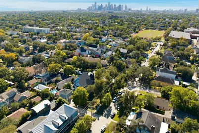 607 E 15th Street, Houston, TX 77008 - Photo 39