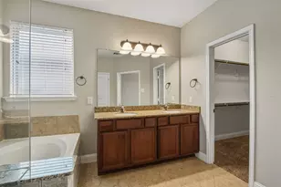 20102 Three Chutes Ln, Cypress, TX 77433 - Photo 27