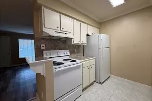 2250 Bering Dr, Houston, TX 77057 - Photo 11