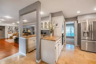 14610 Carolcrest Dr, Houston, TX 77079 - Photo 27