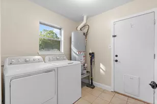 15703 Blackhawk Blvd, Friendswood, TX 77546 - Photo 21
