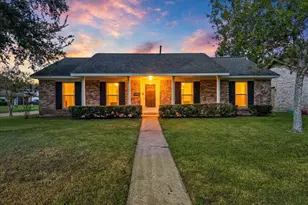 15703 Blackhawk Blvd, Friendswood, TX 77546 - Photo 1