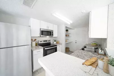 8100 Leonora Street #5, Houston, TX 77061 - Photo 3