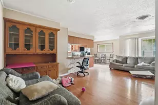 2901 Del Monte Ave, Bay City, TX 77414 - Photo 5