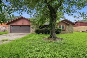2901 Del Monte Ave, Bay City, TX 77414 - Photo 1
