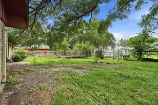 2901 Del Monte Ave, Bay City, TX 77414 - Photo 23