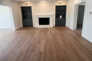 4726 Ivanhoe St, Houston, TX 77027 - Photo 5