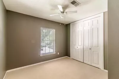 6015 Henniker Drive, Houston, TX 77041 - Photo 15