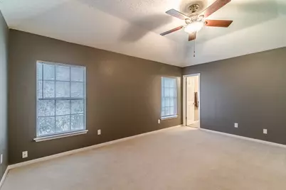 6015 Henniker Drive, Houston, TX 77041 - Photo 13