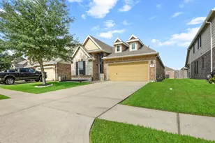 8319 Sweet Bay Circle S, Baytown, TX 77523 - Photo 3