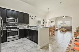 8319 Sweet Bay Circle S, Baytown, TX 77523 - Photo 5