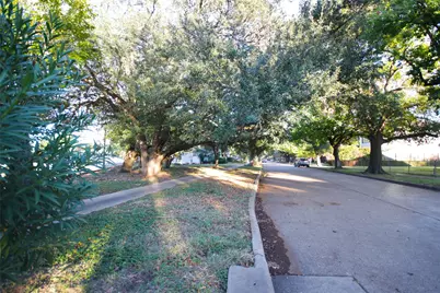 4210 Coleridge Street, Houston, TX 77005 - Photo 5