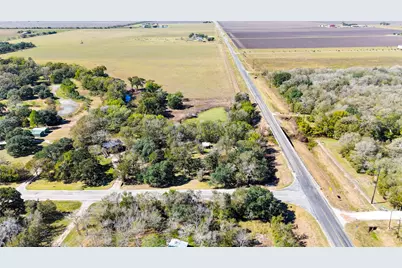 6253 N Fm 441 Road, El Campo, TX 77437 - Photo 7