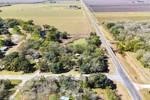 6253 N FM 441 Rd, El Campo, TX 77437 - Photo 7