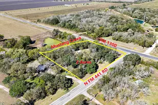 6253 N FM 441 Rd, El Campo, TX 77437 - Photo 1