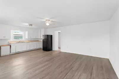 901 6th Street, San Leon, TX 77539 - Photo 3