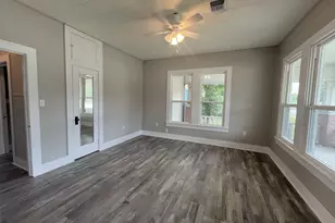 115 Summit St, Schulenburg, TX 78956 - Photo 17