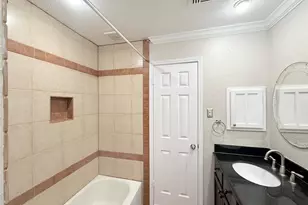 16103 Camino Del Sol Dr, Houston, TX 77083 - Photo 15