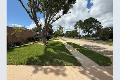 16103 Camino Del Sol Drive, Houston, TX 77083 - Photo 3