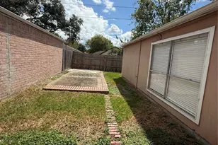 16103 Camino Del Sol Dr, Houston, TX 77083 - Photo 25