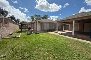 16103 Camino Del Sol Dr, Houston, TX 77083 - Photo 7