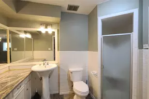 902 Ashford Pkwy, Houston, TX 77077 - Photo 35