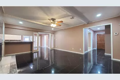 902 Ashford Parkway, Houston, TX 77077 - Photo 15
