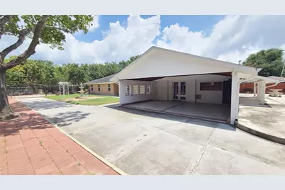 902 Ashford Parkway, Houston, TX 77077 - Photo 7