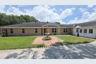902 Ashford Parkway, Houston, TX 77077 - Photo 3