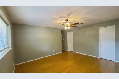 902 Ashford Parkway, Houston, TX 77077 - Photo 23