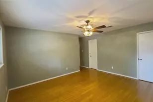902 Ashford Pkwy, Houston, TX 77077 - Photo 23