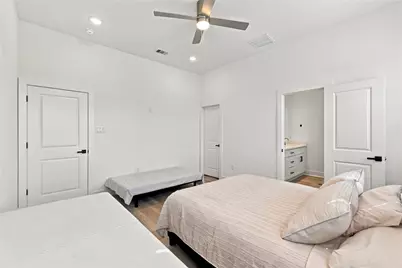 7948 Betty Boop Street #B, Houston, TX 77028 - Photo 21