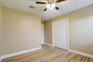 11840 Spring Grove Dr, Houston, TX 77099 - Photo 23