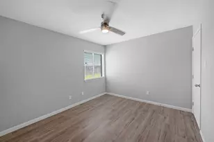 8619 Pottinger Dr, Houston, TX 77083 - Photo 9
