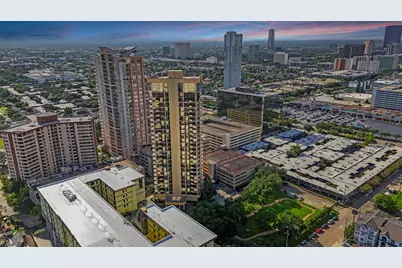 3350 McCue Road #2301, Houston, TX 77056 - Photo 7