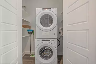 3931 Laguna Drive, Galveston, TX 77554 - Photo 17