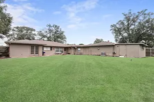 5885 Pinkstaff Ln, Beaumont, TX 77706 - Photo 31