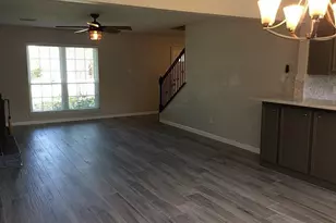 3035 Mosby Dr, Sugar Land, TX 77479 - Photo 3