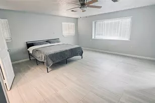 8720 Ocean Dr, Beach City, TX 77523 - Photo 7
