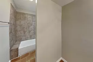 4474 W Cypress Villas Dr, Spring, TX 77379 - Photo 17