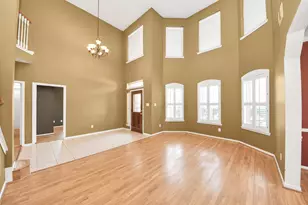 410 Barberry Ln, Baytown, TX 77520 - Photo 11