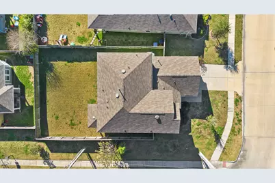 1203 Lancer Leap Drive, Alvin, TX 77511 - Photo 5