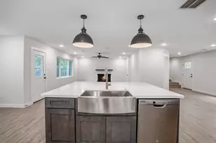 710 Thornwood, Shenandoah, TX 77381 - Photo 13