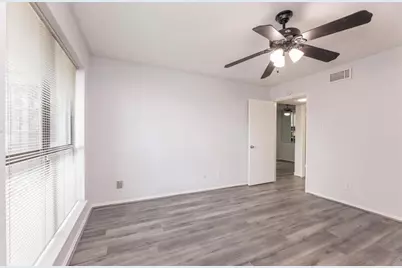 10047 Westpark Drive #72, Houston, TX 77042 - Photo 3