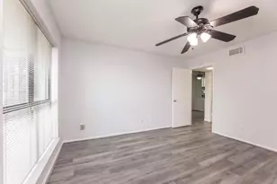 10047 Westpark Dr, Houston, TX 77042 - Photo 3