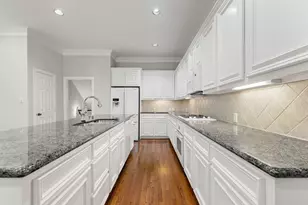 416 McGowen St, Houston, TX 77006 - Photo 13