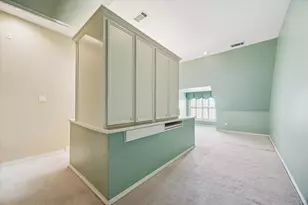 2 S Briar Hollow Ln, Houston, TX 77027 - Photo 27